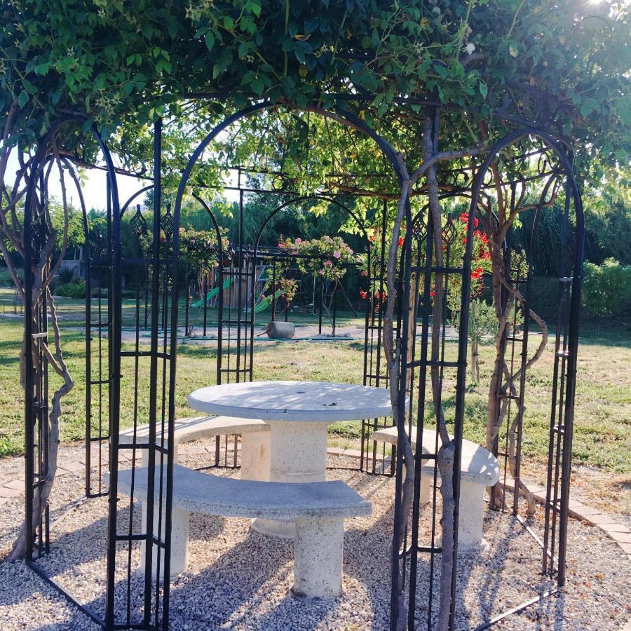 Gite En Provence "Rose" Modene Exterior foto